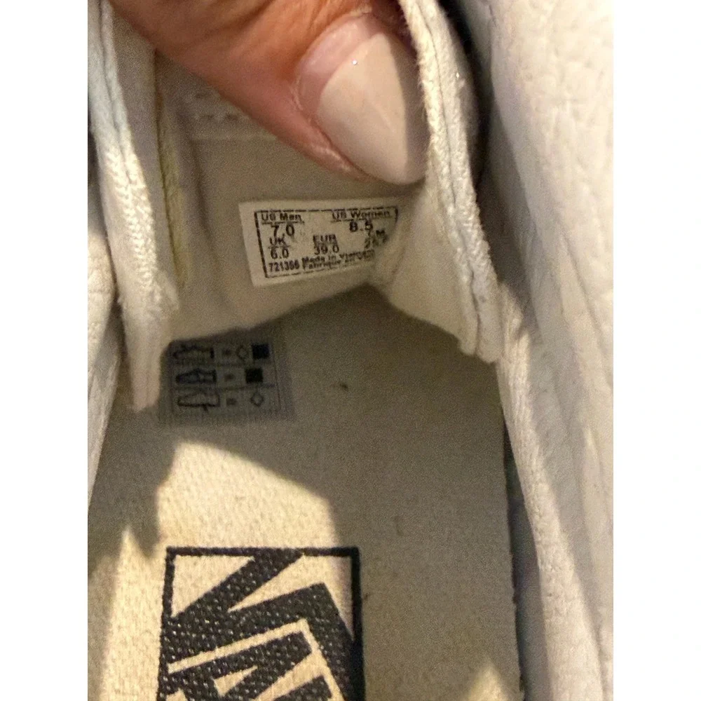 Vans Sk8-Hi High Top Sneakers Mens 7 Womens 8.5 True White Canvas Skate Shoes